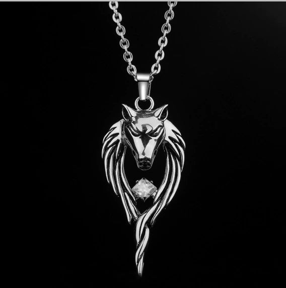 Wolf Pendant - Kvasim (North America)